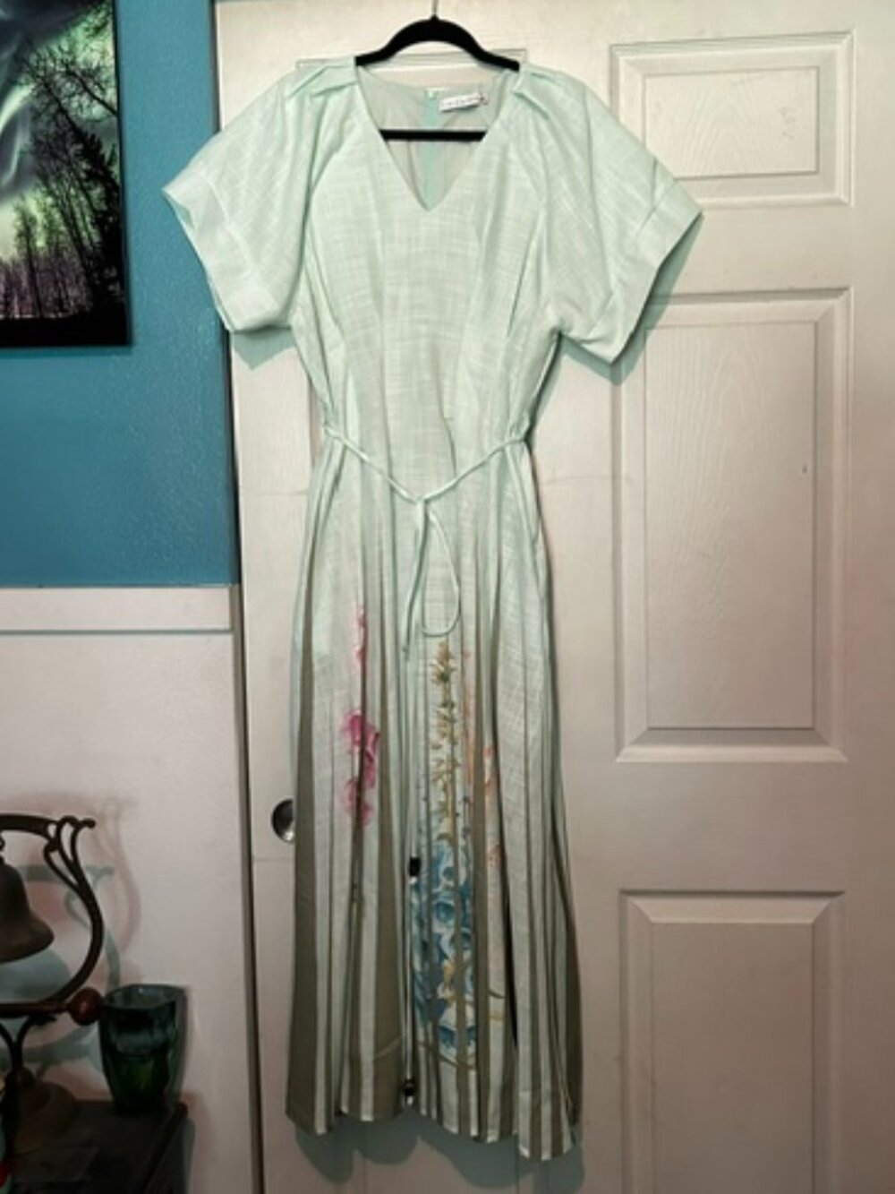 NWOT Midi Dress - L